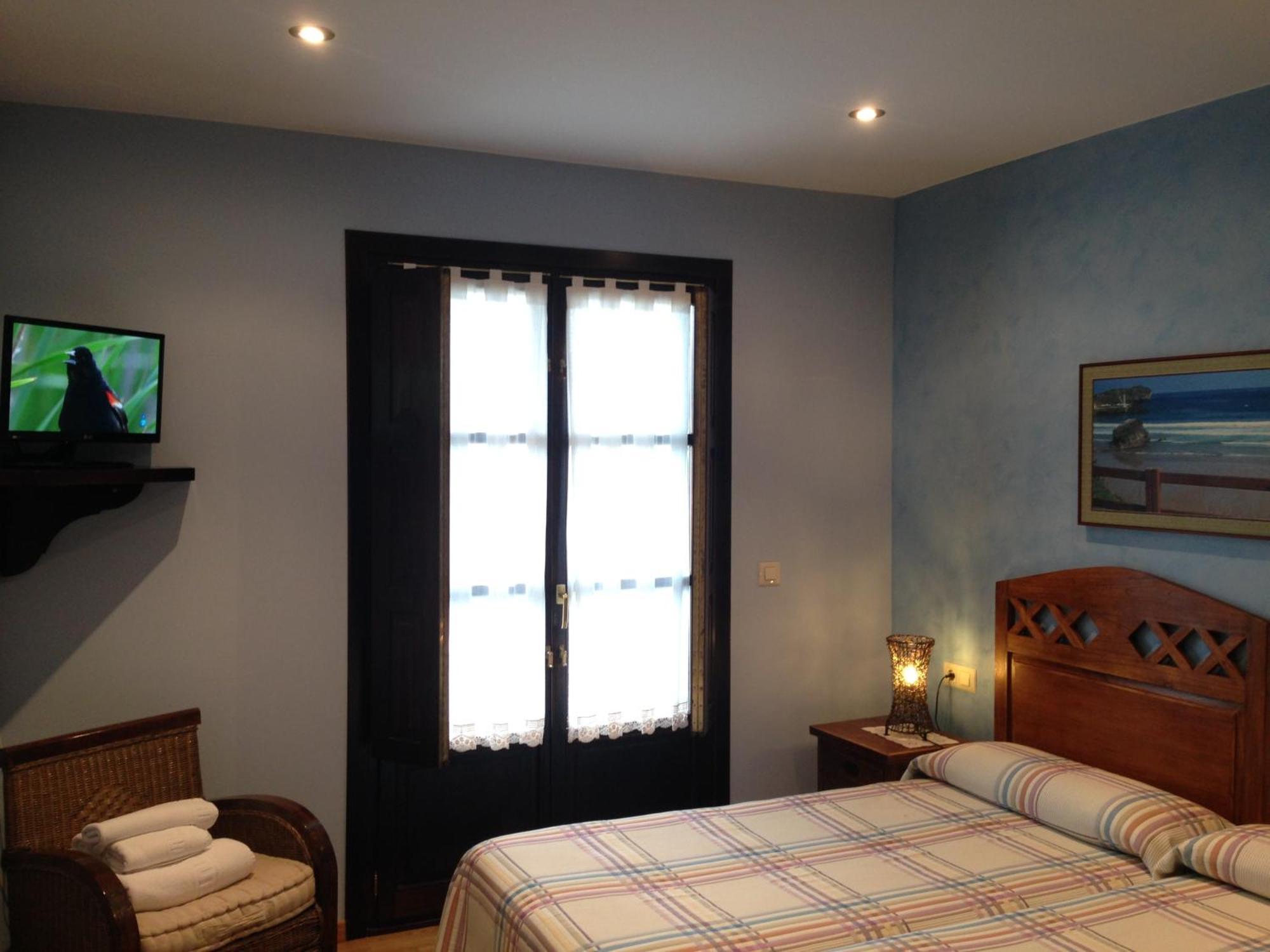 Hotel Rural El Texeu Parres de Llanes Chambre photo